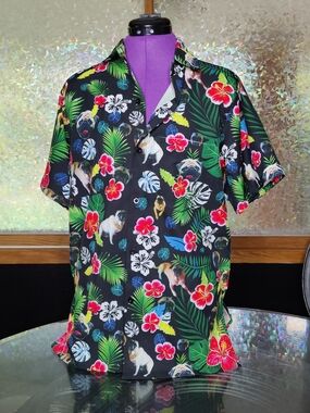 Men's Black Tropical Floral Short-Sleeve Shirt